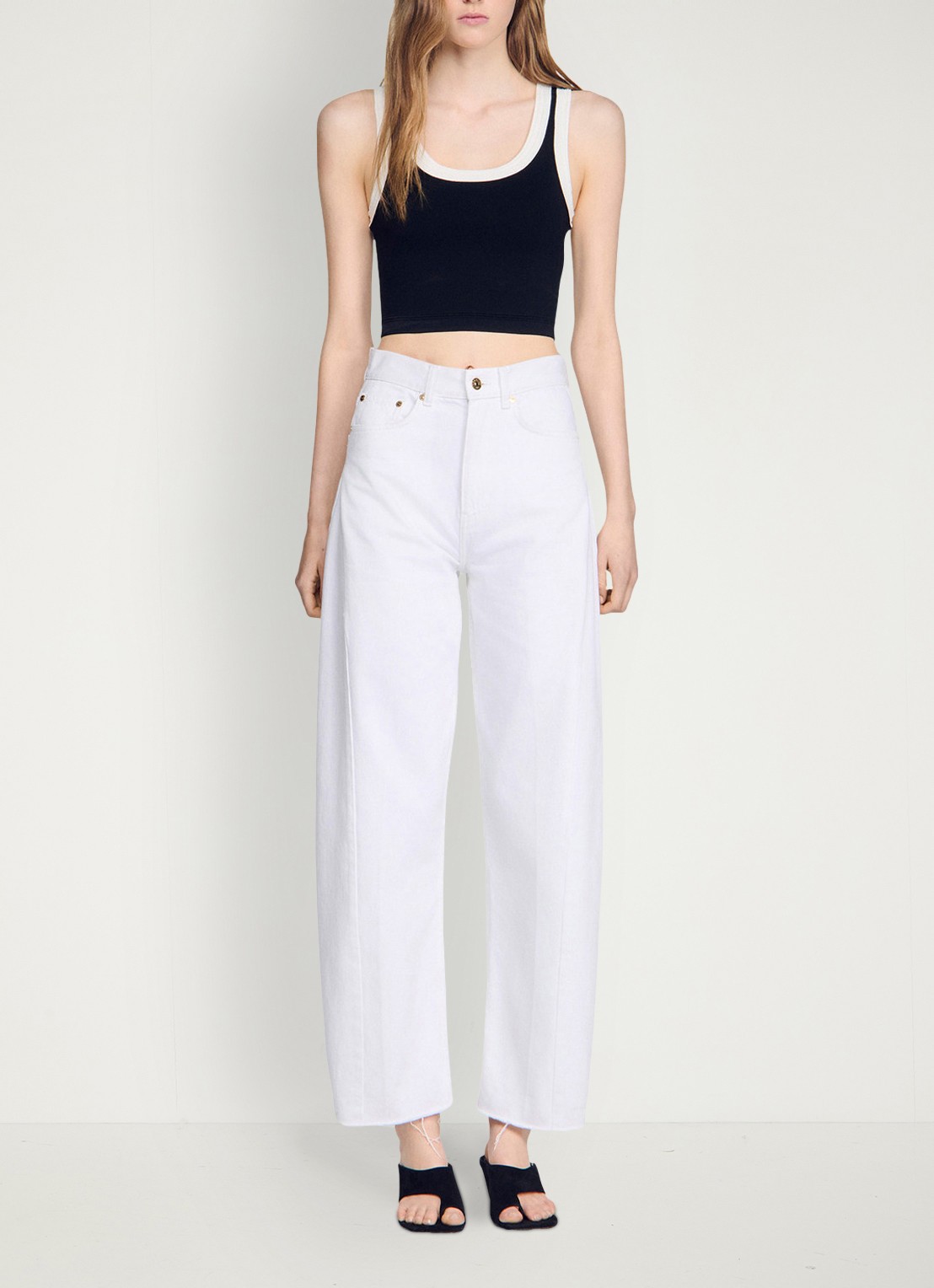Sandro Cropped tanktop met contrasterende kleuren - detail 2 zwart