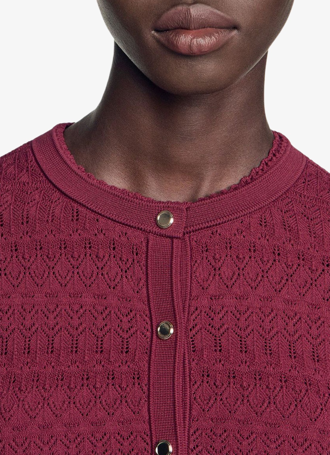 Sandro Fijngebreid vest met ronde hals - detail 3 bordeauxrood