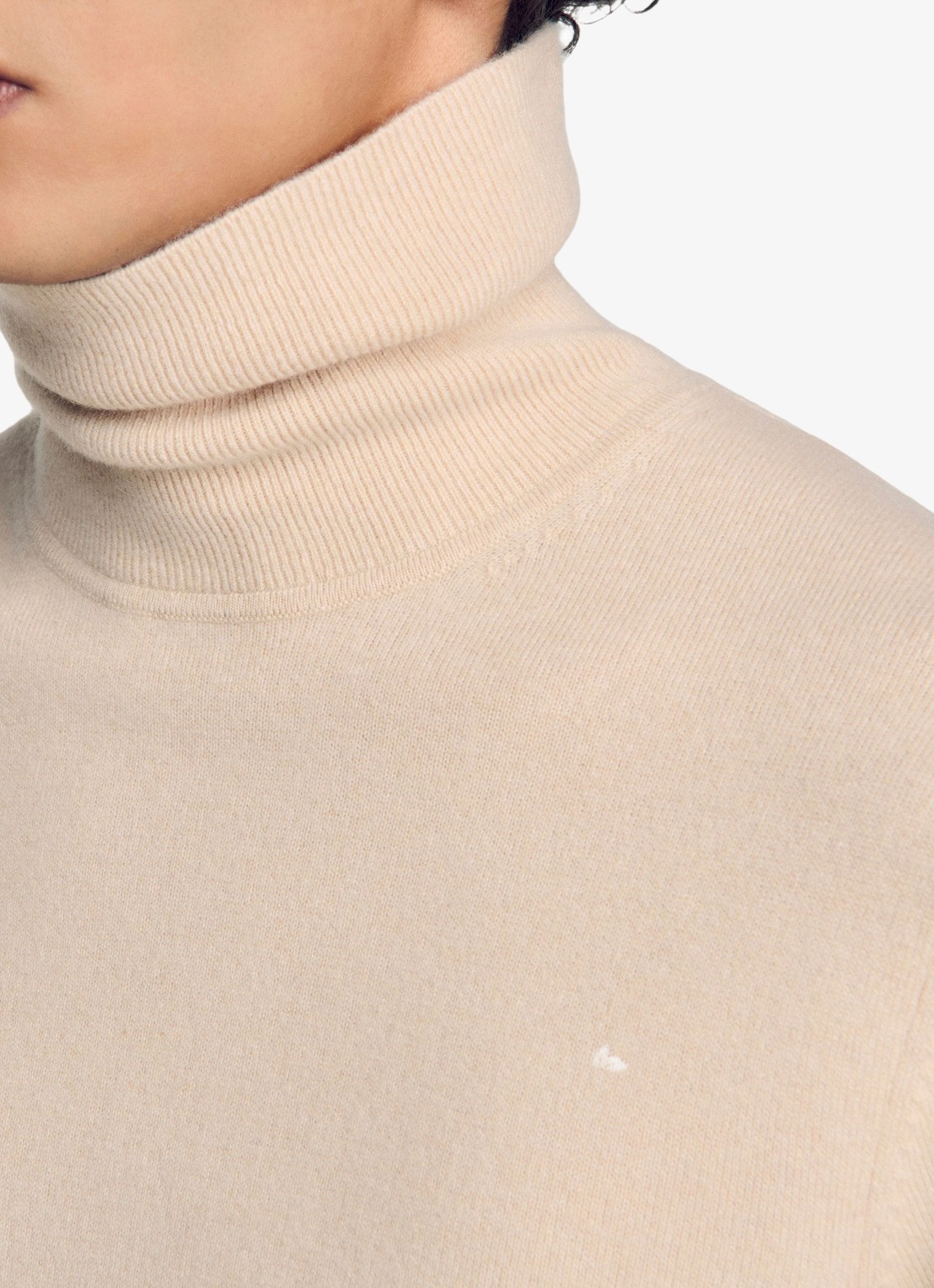 Sandro Fijngebreide trui met col van kasjmier - detail 4 beige