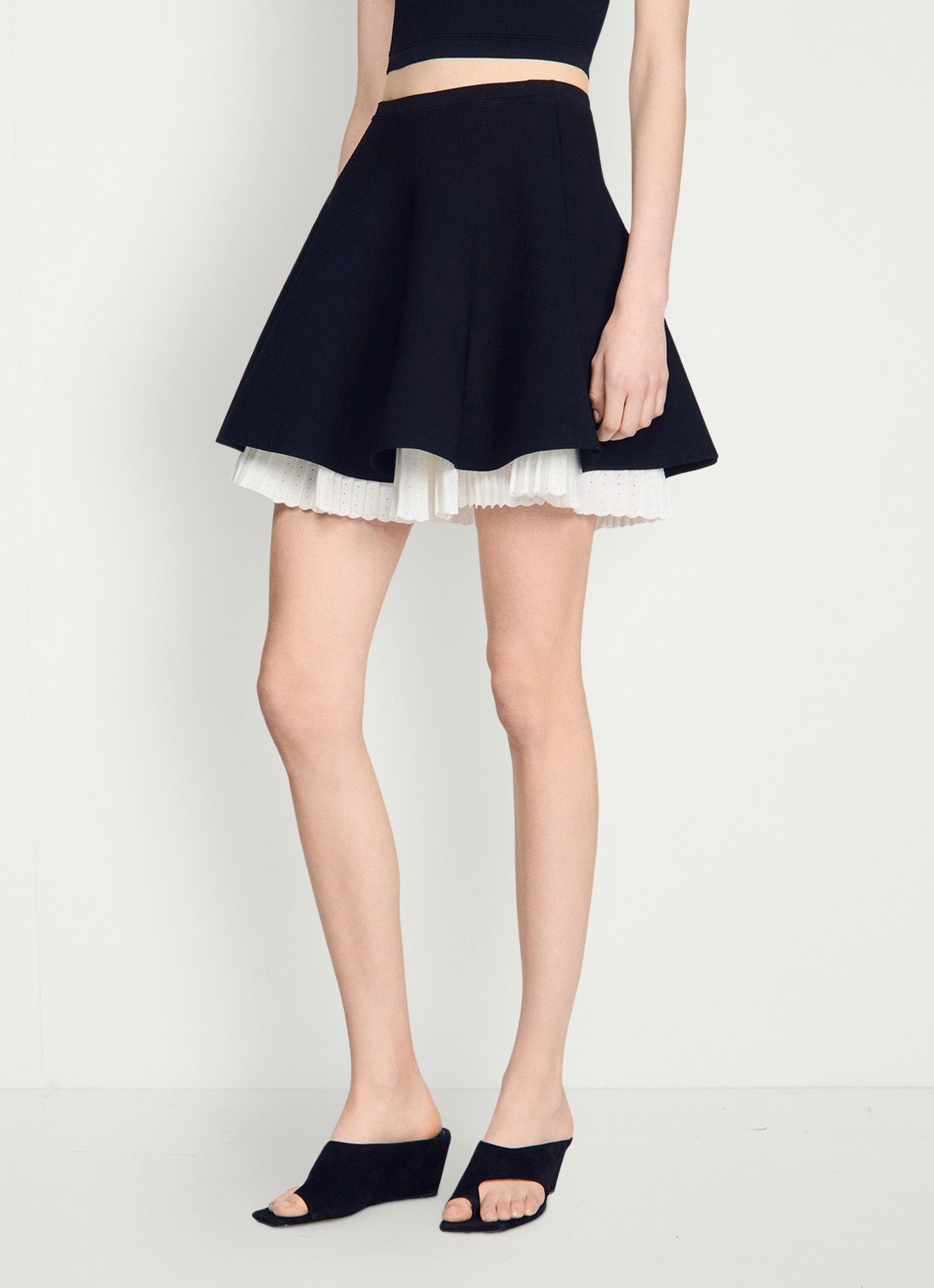 Sandro Gebreide mini rok met plooien - detail 3 zwart