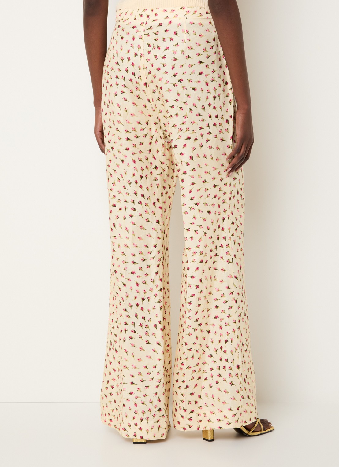 Sandro High waist flared fit pantalon in linnenblend met bloemenprint - achterkant lichtgeel