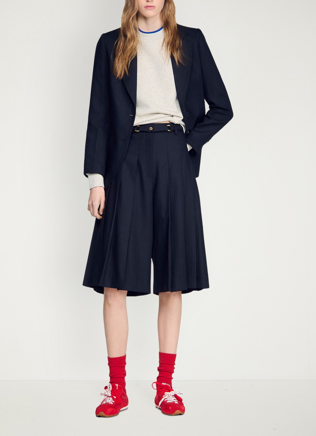 Sandro High waist loose fit korte broek met plooien en afneembare riem - detail 5 donkerblauw