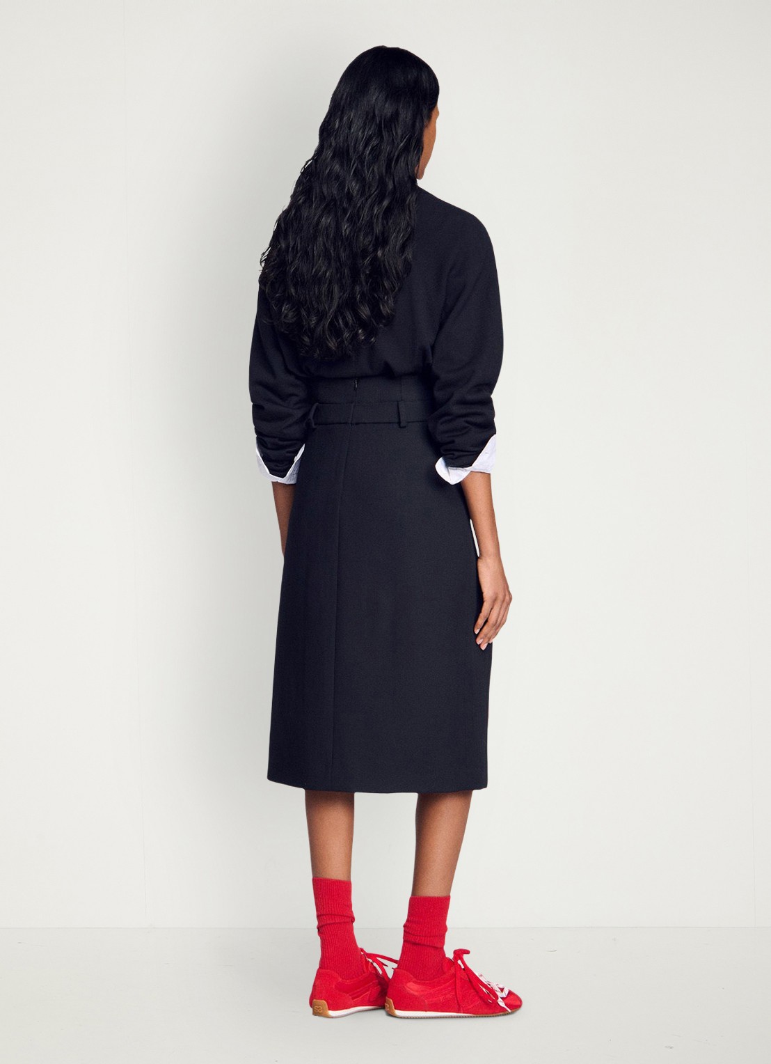 Sandro High waist midi rok van wol met split - achterkant zwart