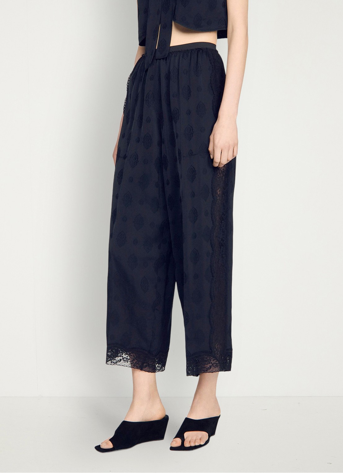 Sandro High waist wide fit pantalon met jacquard dessin en zakken - detail 4 black / zwart