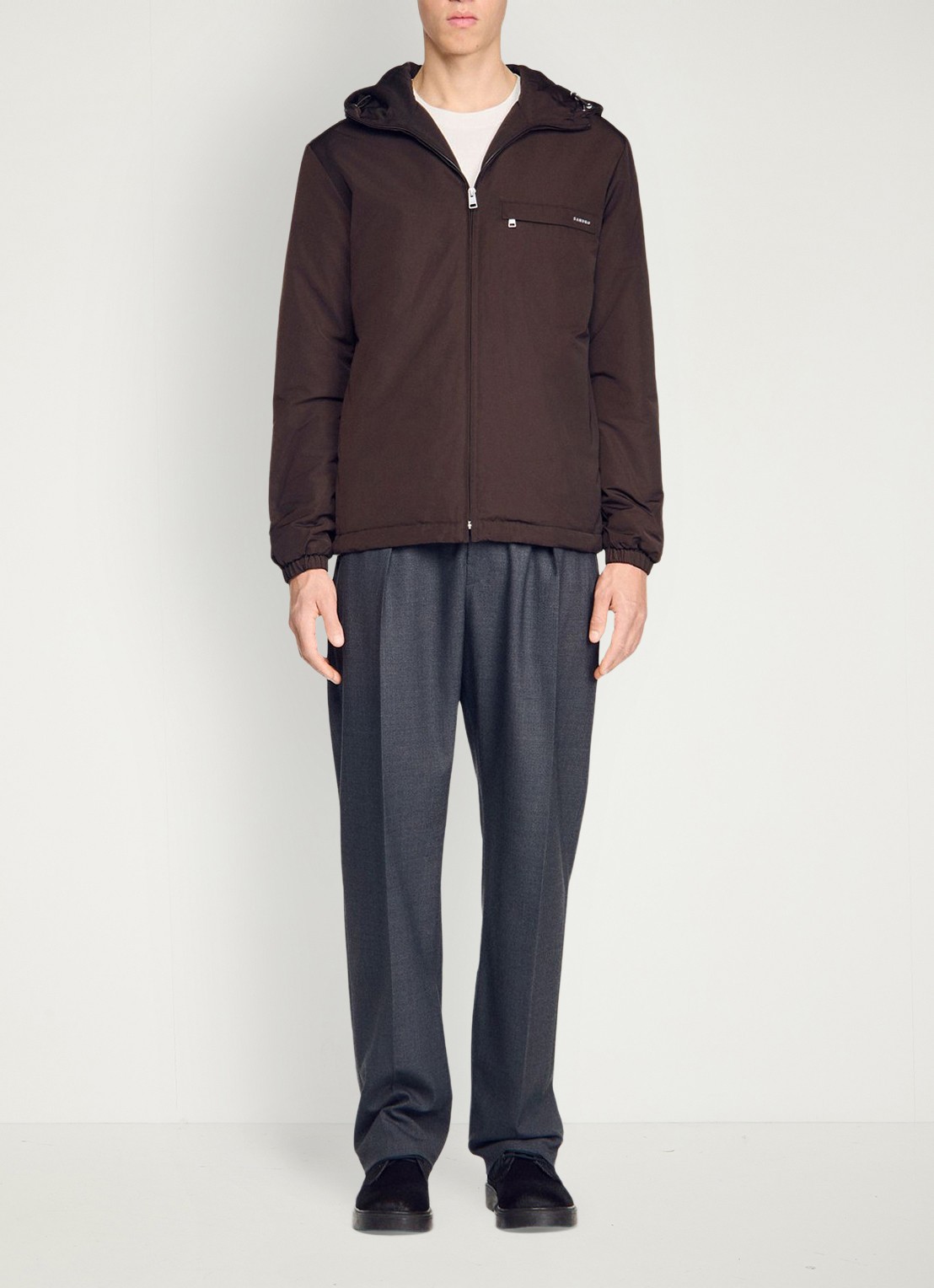 Sandro Jack met capuchon en logo - detail 4 chocoladebruin