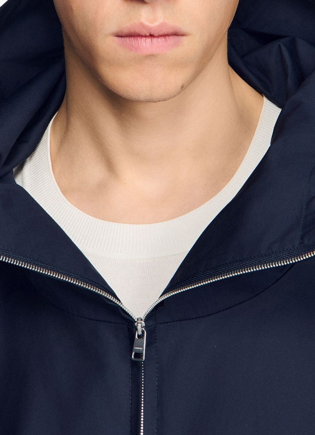 Sandro Jack van katoen met capuchon en opstaande kraag  - detail 5 midnight blue / blauw