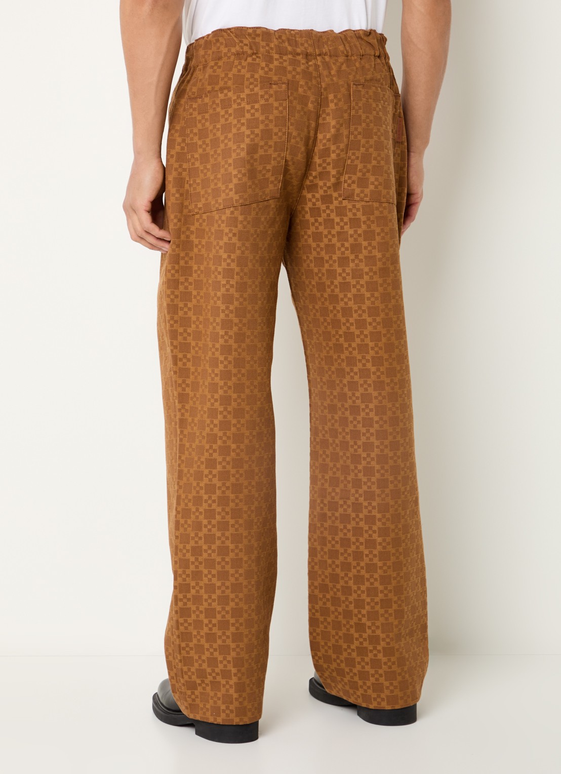 Sandro Loose fit broek van denim met ruit dessin  - achterkant camel