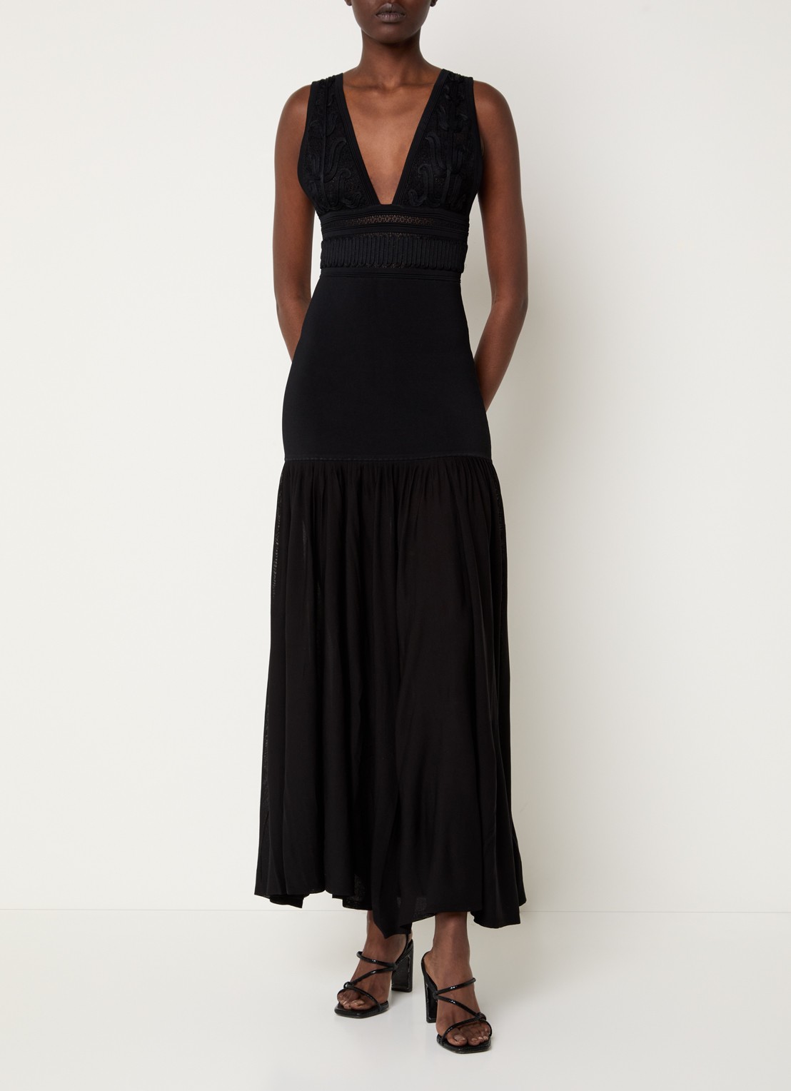 Sandro Maxi jurk met details van kant - detail zwart