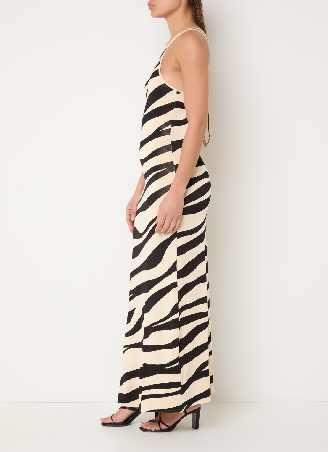 Sandro Maxi jurk met dierenprint - voorkant 3 zwart