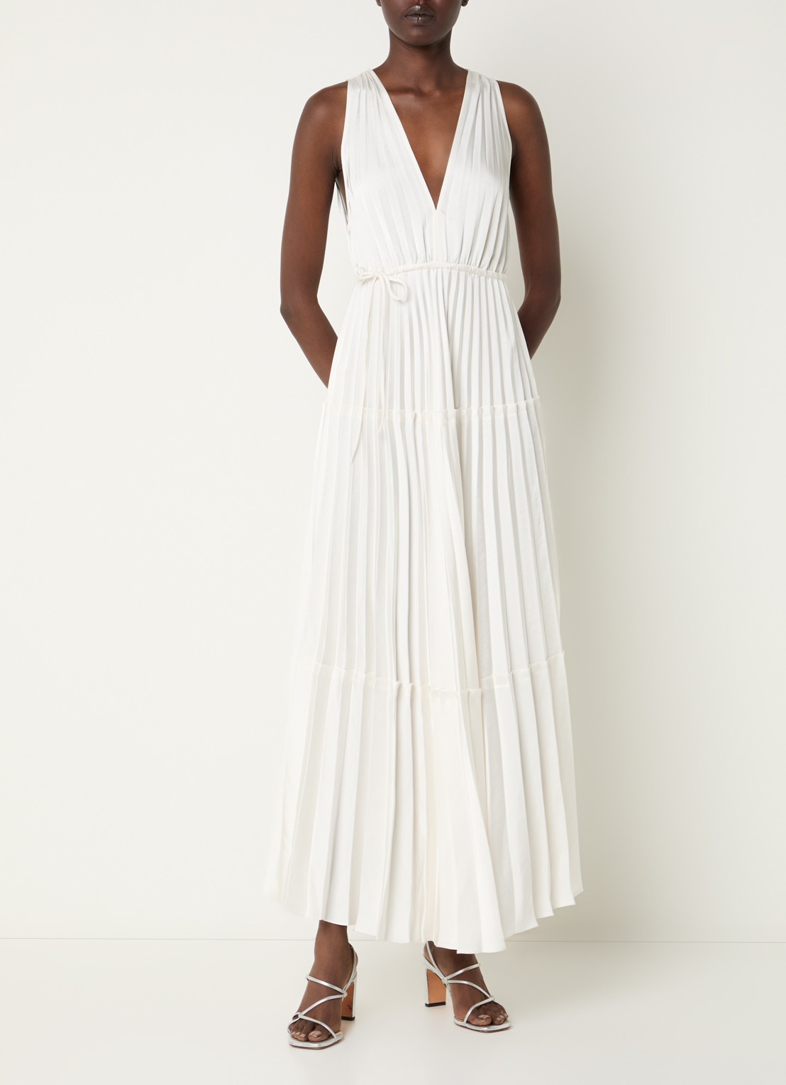 Sandro Maxi jurk met plissé - detail gebroken wit