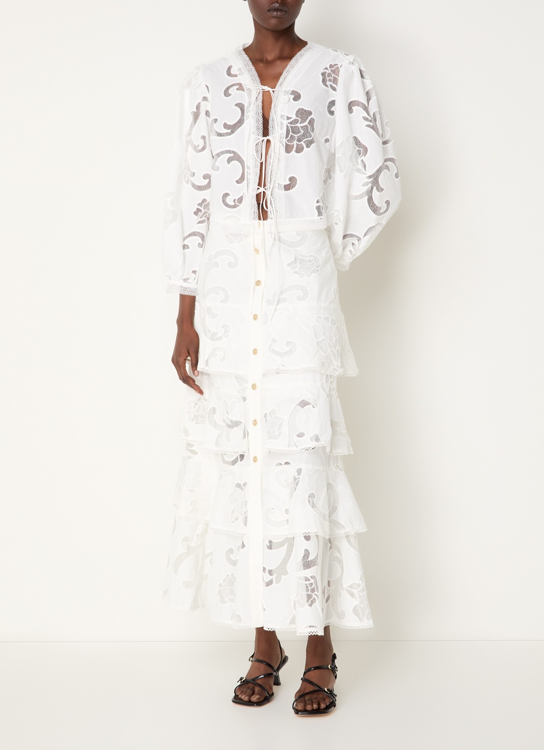 Sandro Maxi rok met broderie en volant - voorkant 4 wit