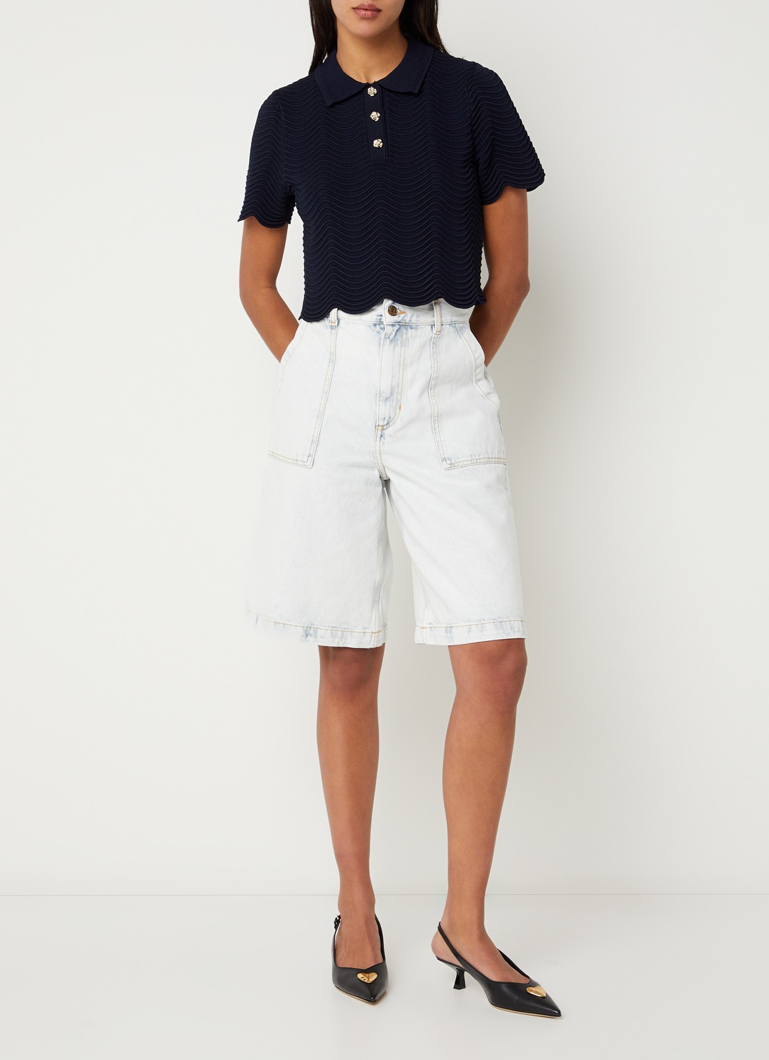 Sandro Mid waist wide fit korte broek - voorkant 4 indigo