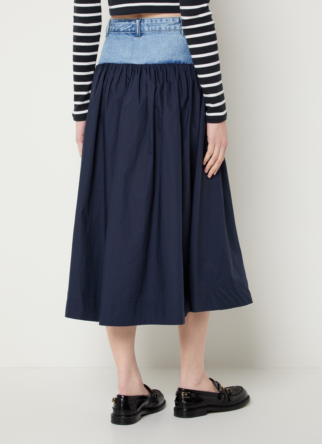 Sandro Midi spijkerrok met steekzakken - achterkant donkerblauw