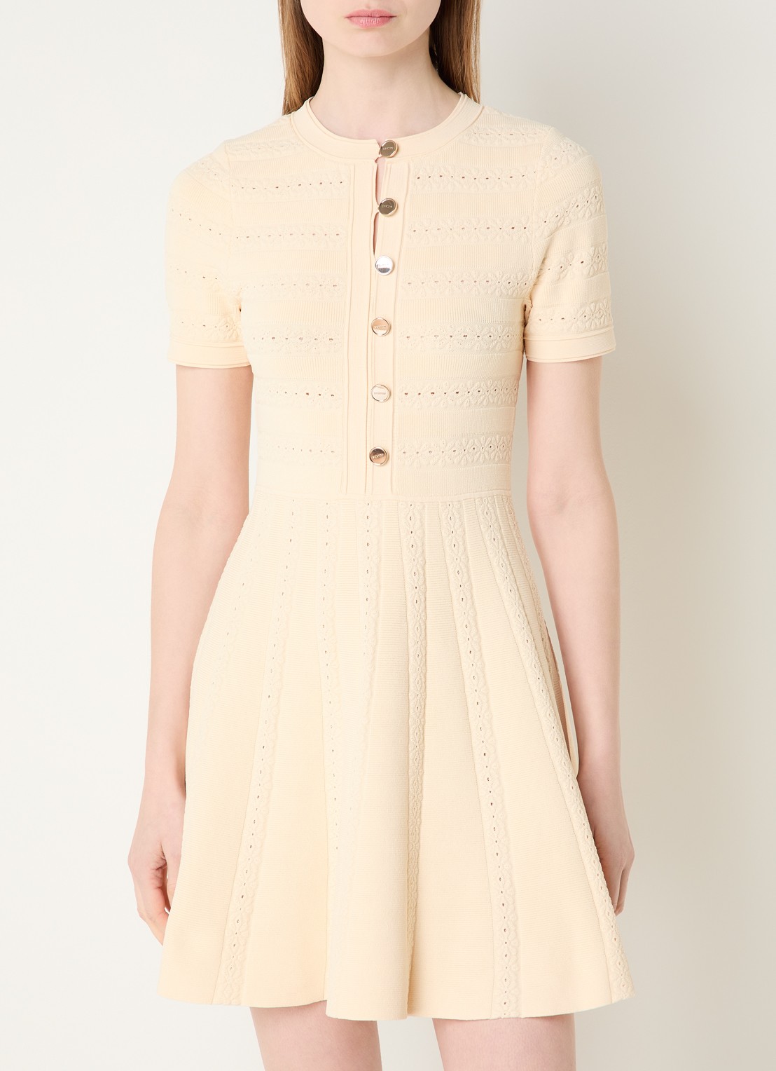 Sandro Mini jurk met knoopsluiting - detail 4 ivoor