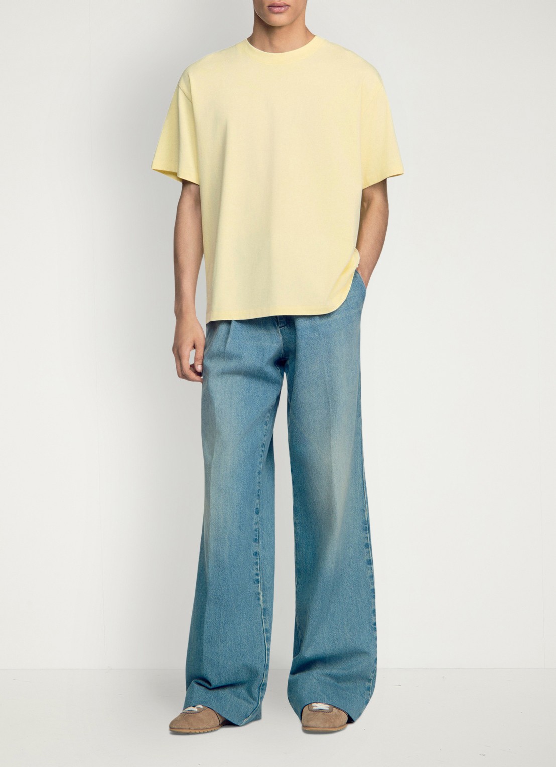 Sandro Oversized T-shirt met ronde hals - detail 2 lichtgeel