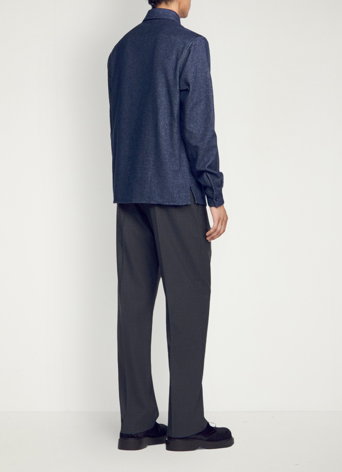 Sandro Regular fit overshirt met borstzak - achterkant blauw