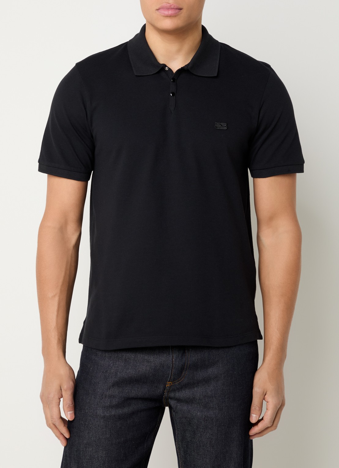 Sandro Regular fit polo van piqué katoen met logo - detail zwart
