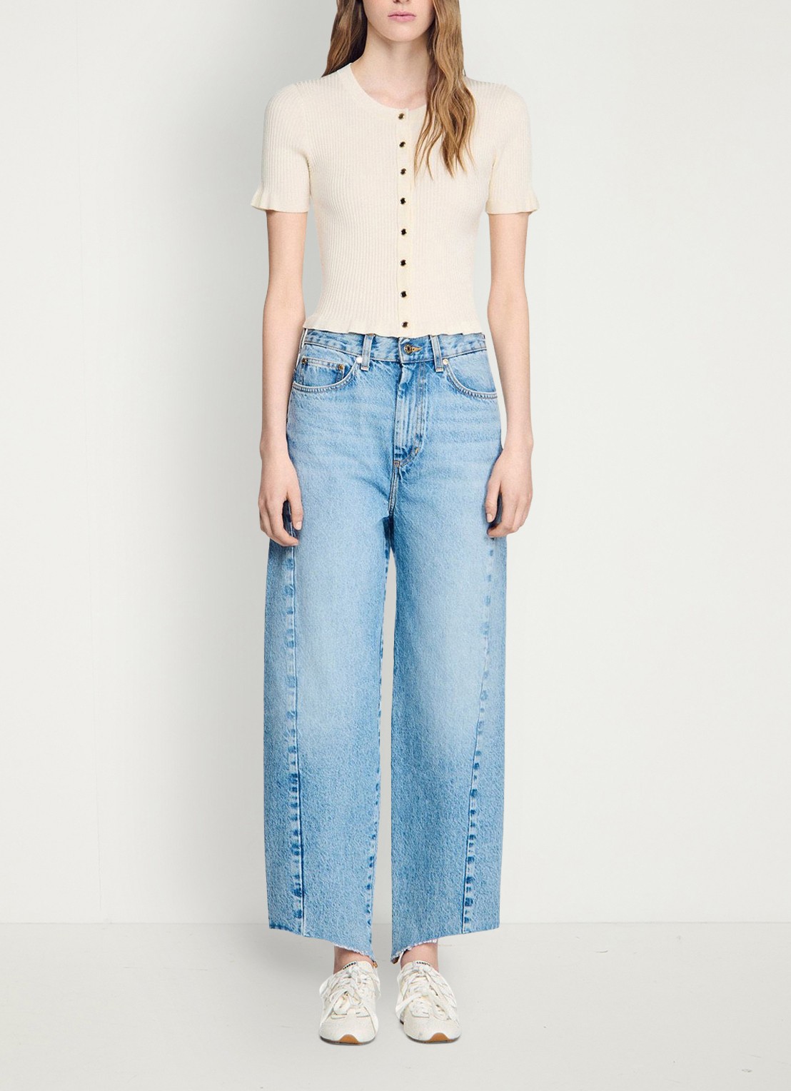 Sandro Ribgebreid vest met volants - detail 5 beige