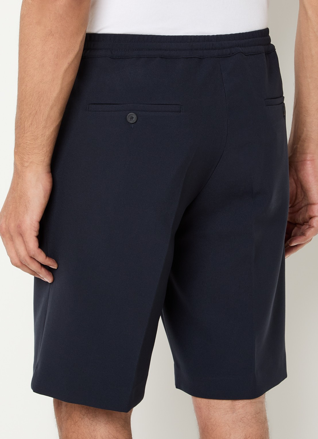 Sandro Straight fit korte broek met steekzakken - achterkant donkerblauw