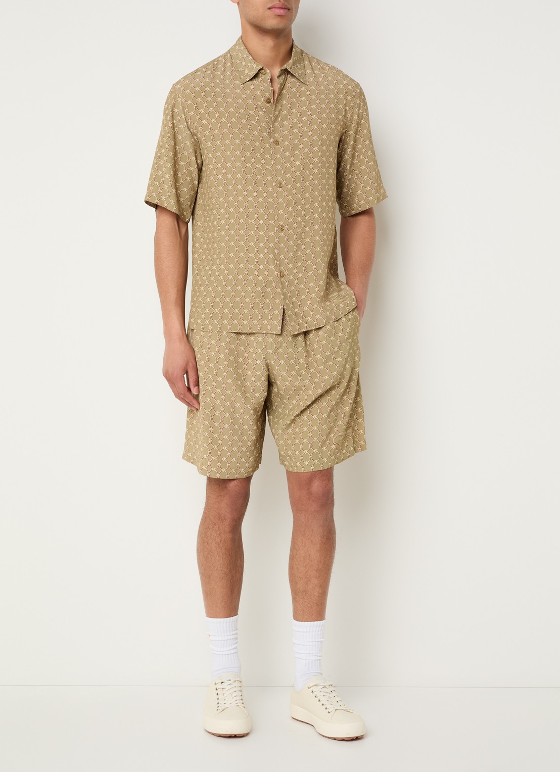 Sandro Straight fit korte broek met steekzakken - voorkant 4 khaki