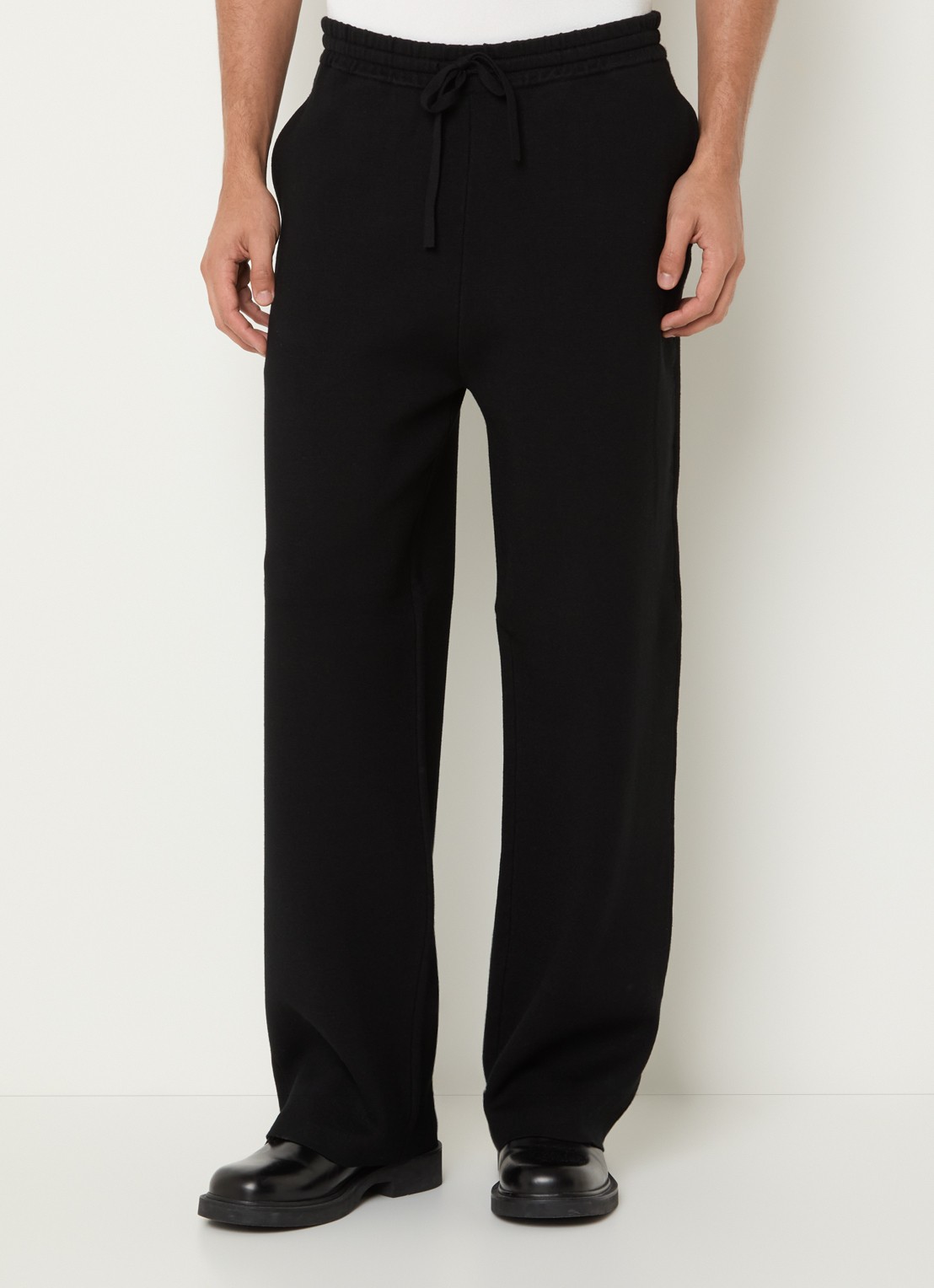 Sandro Straight fit pantalon met steekzakken - detail zwart