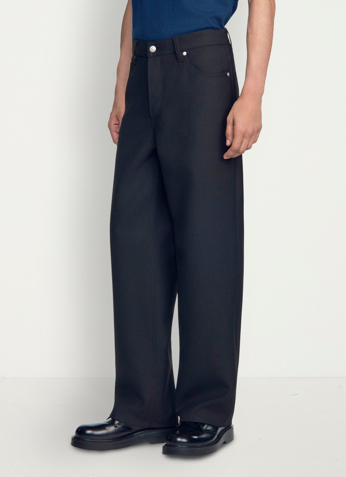 Sandro Straight fit pantalon met steekzakken - detail zwart