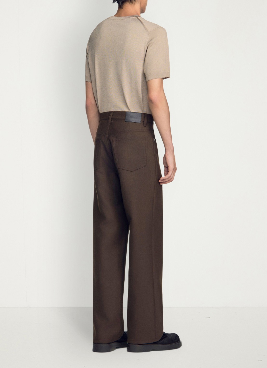 Sandro Straight fit pantalon met steekzakken - achterkant 6 taupe