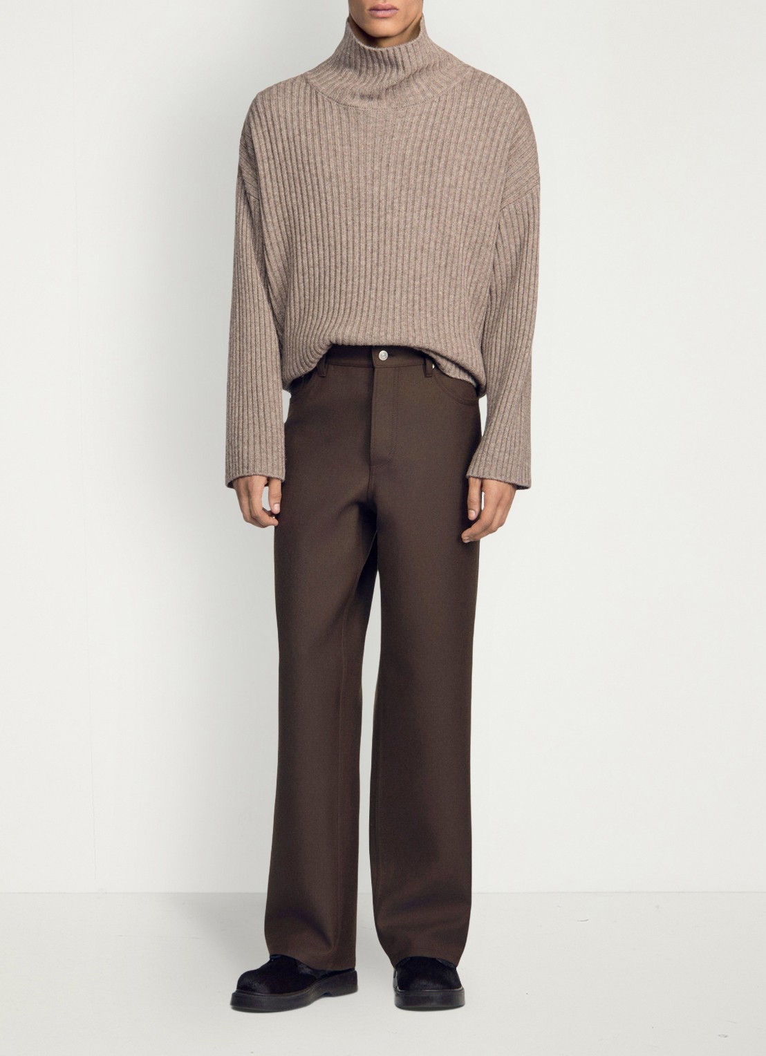Sandro Straight fit pantalon met steekzakken - detail 4 taupe