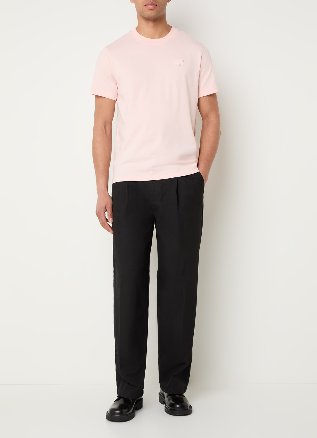 Sandro T-shirt met logo - voorkant 3 zalmroze