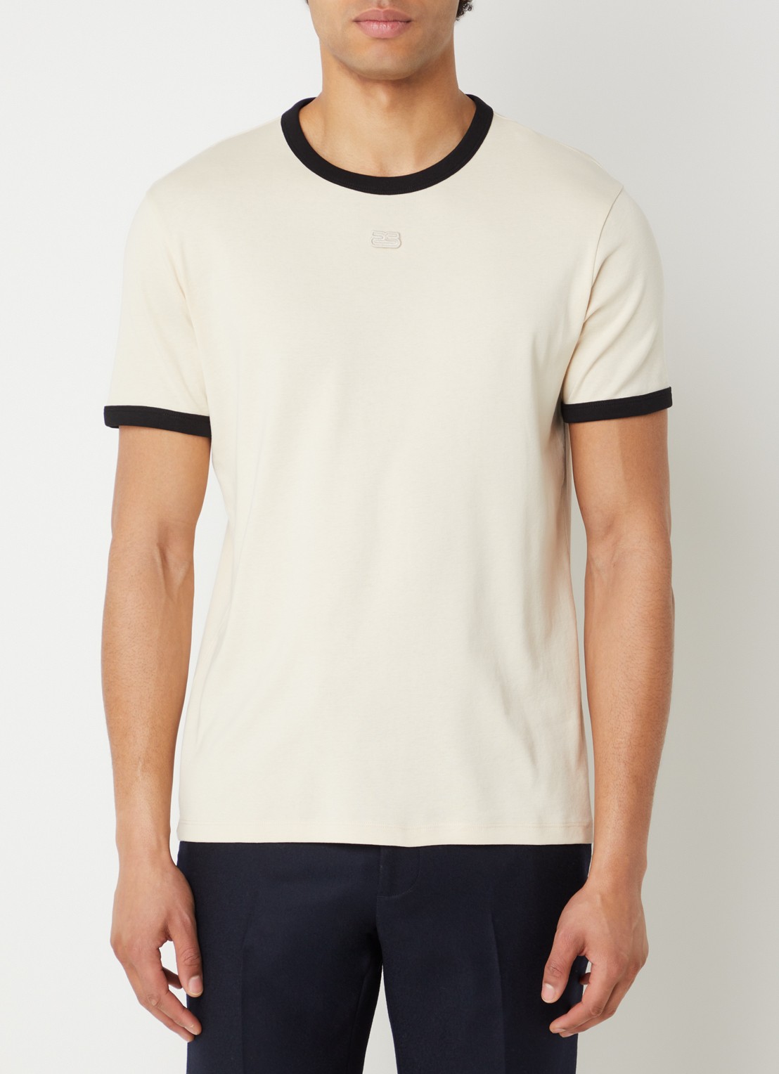 Sandro T-shirt met logoborduring - detail beige