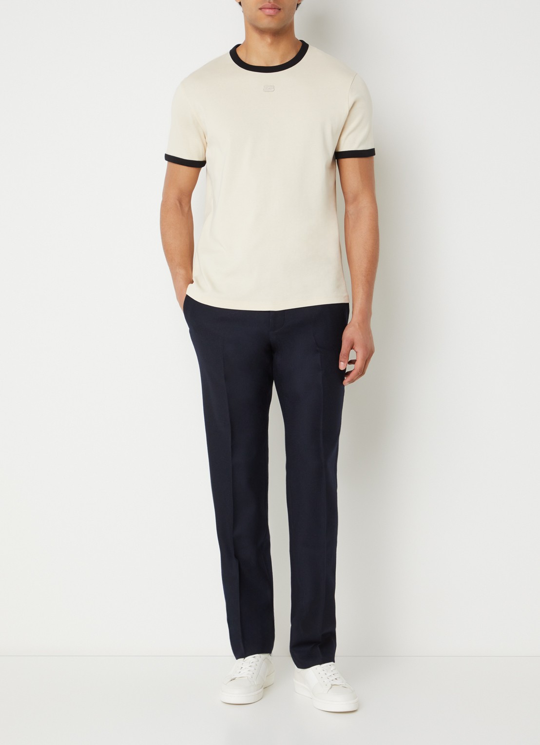 Sandro T-shirt met logoborduring - voorkant 4 beige