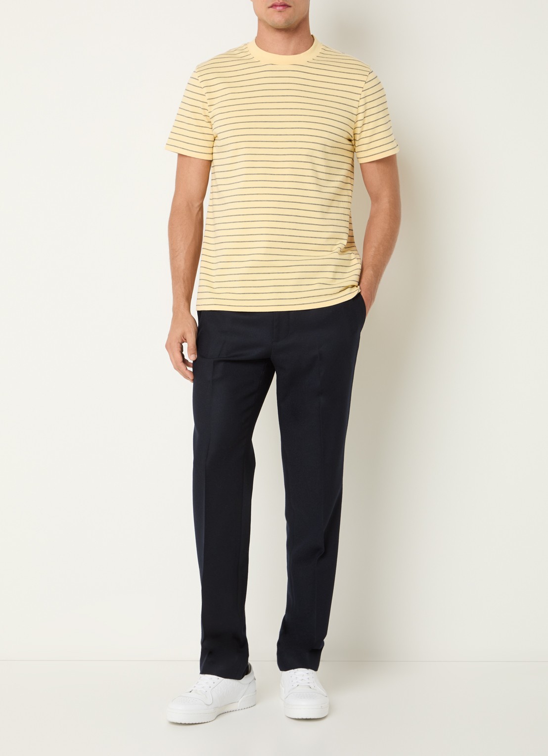 Sandro T-shirt met streepprint - voorkant 2 geel