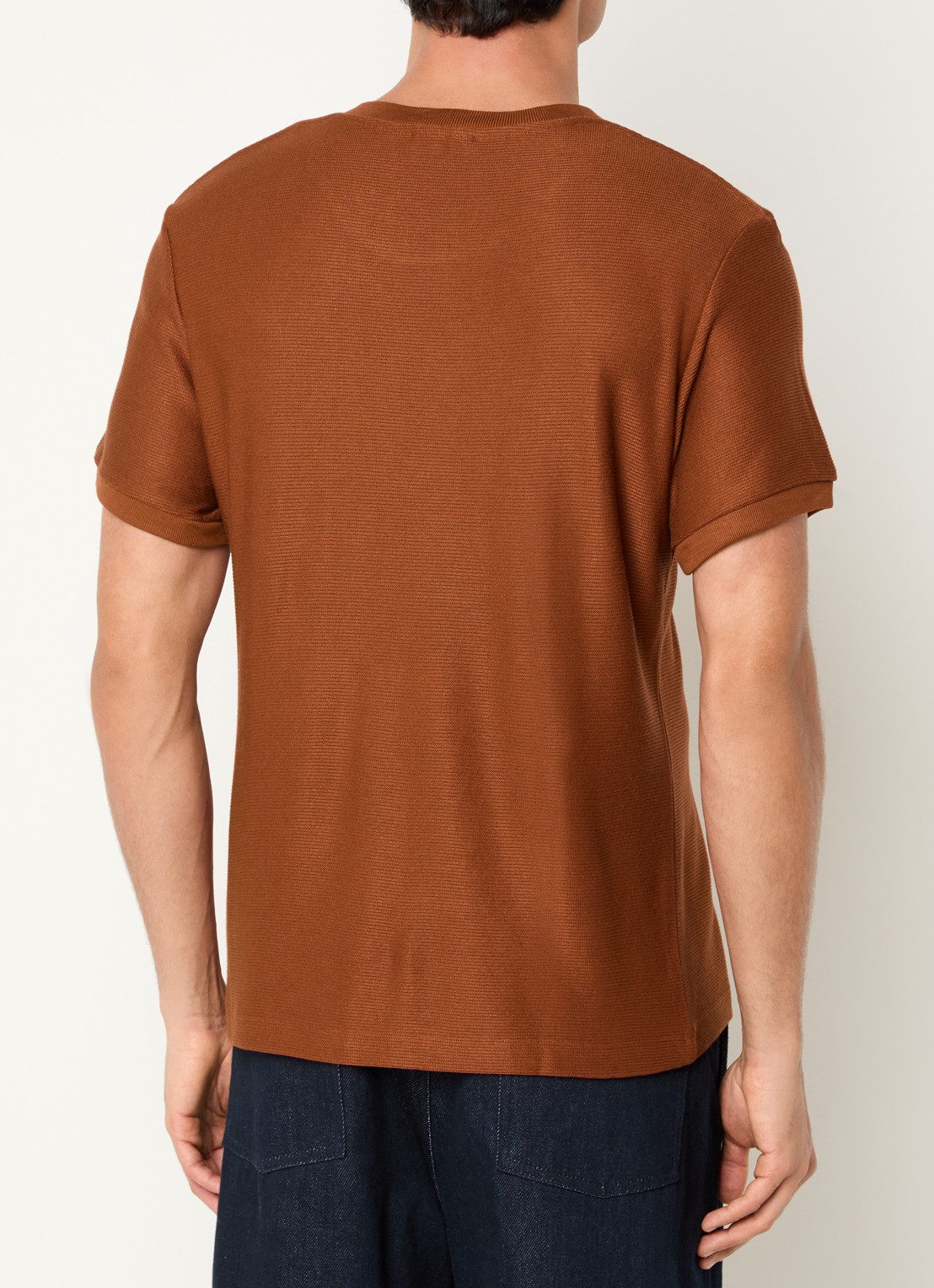 Sandro T-shirt met structuur - achterkant roodbruin