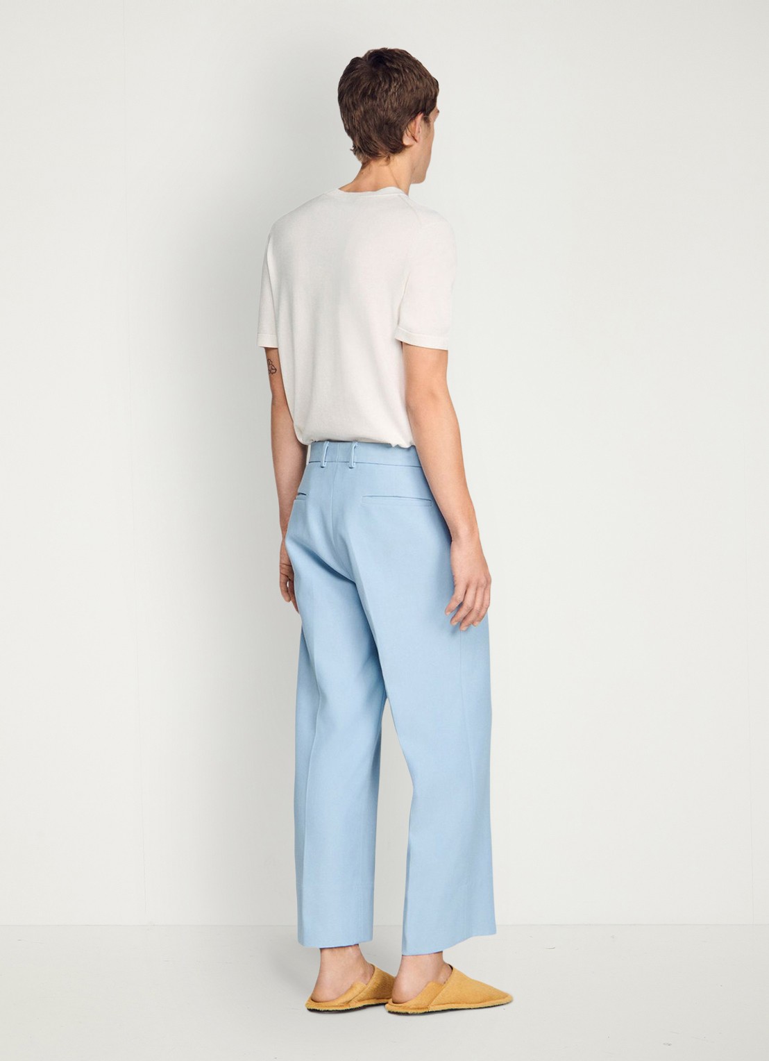Sandro Wide fit pantalon met steekzakken - achterkant 6 sky blue / lichtblauw