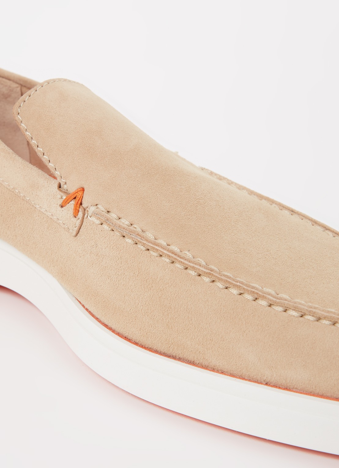 Santoni Detroit loafer van suède  - detail 6 beige