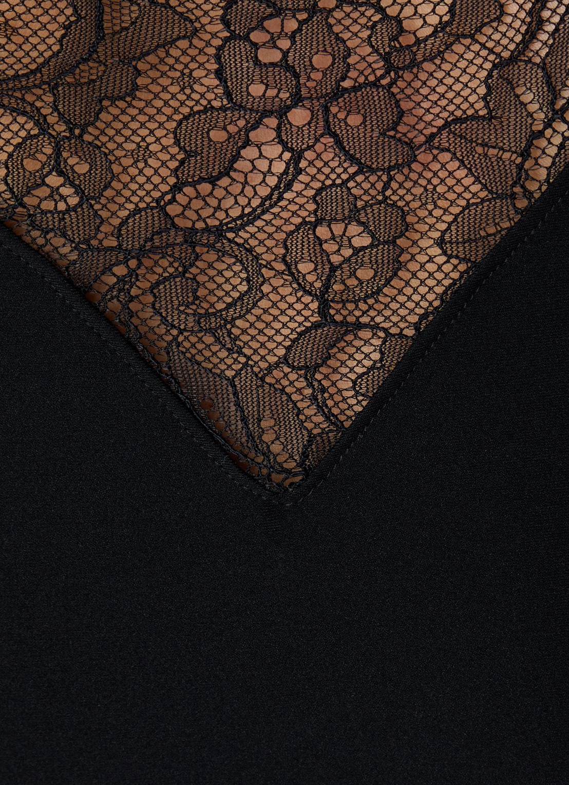 Sarda Chaika onderjurk met kant - detail 4 zwart