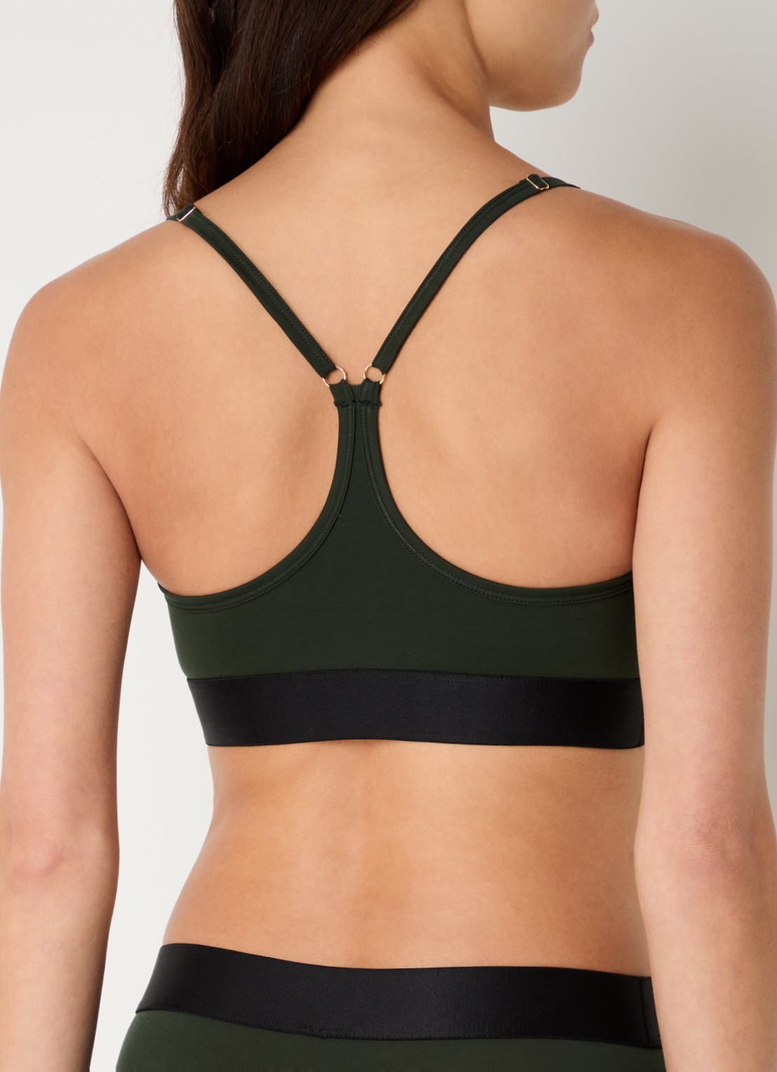 Sarda Eliza bralette met logoband - achterkant 5 legergroen