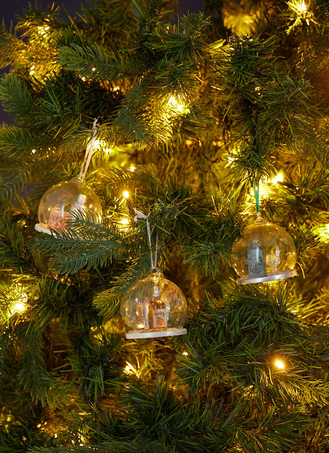 Sass & Belle Christmas Spritz Dome kersthanger - voorkant 2 orange
