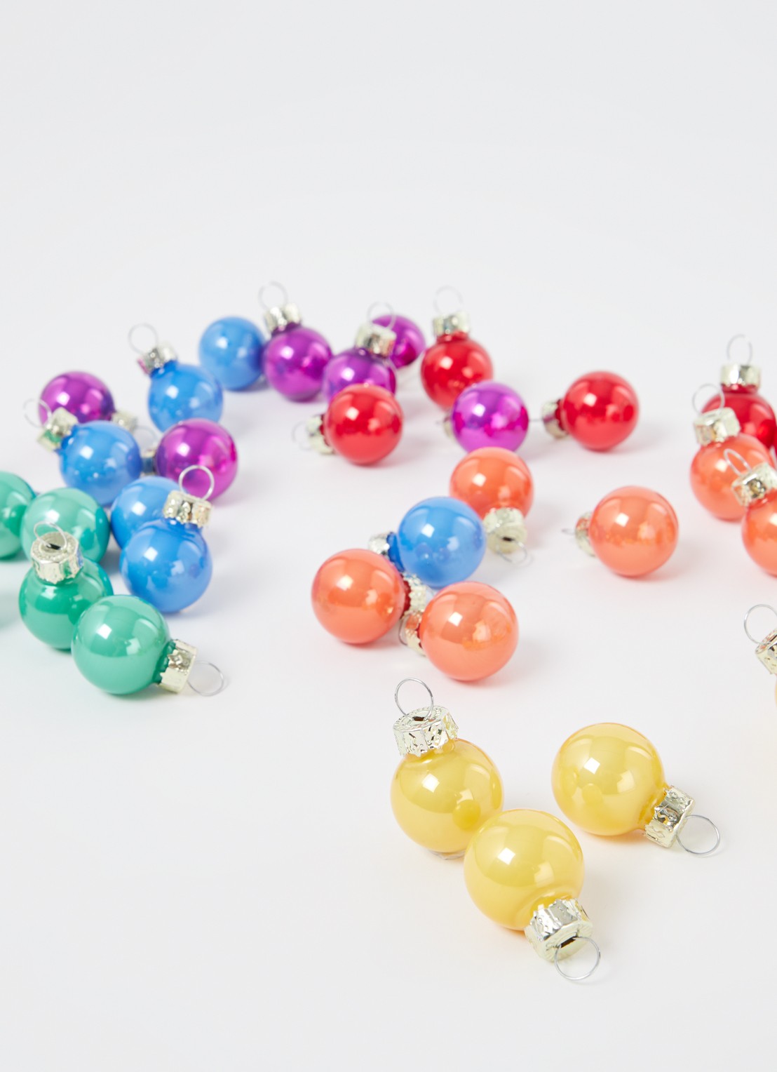 Sass & Belle Rainbow Mini Baubles set of 36 2 cm - detail 3 multicolor