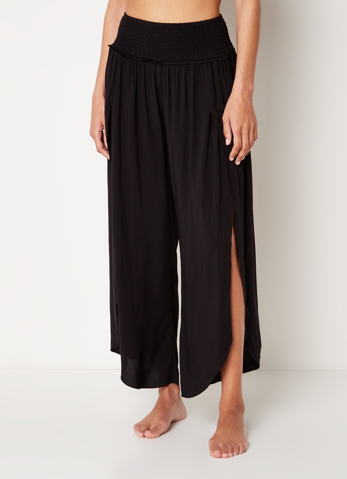 Seafolly Palazzo strandbroek met smockwerk - detail zwart
