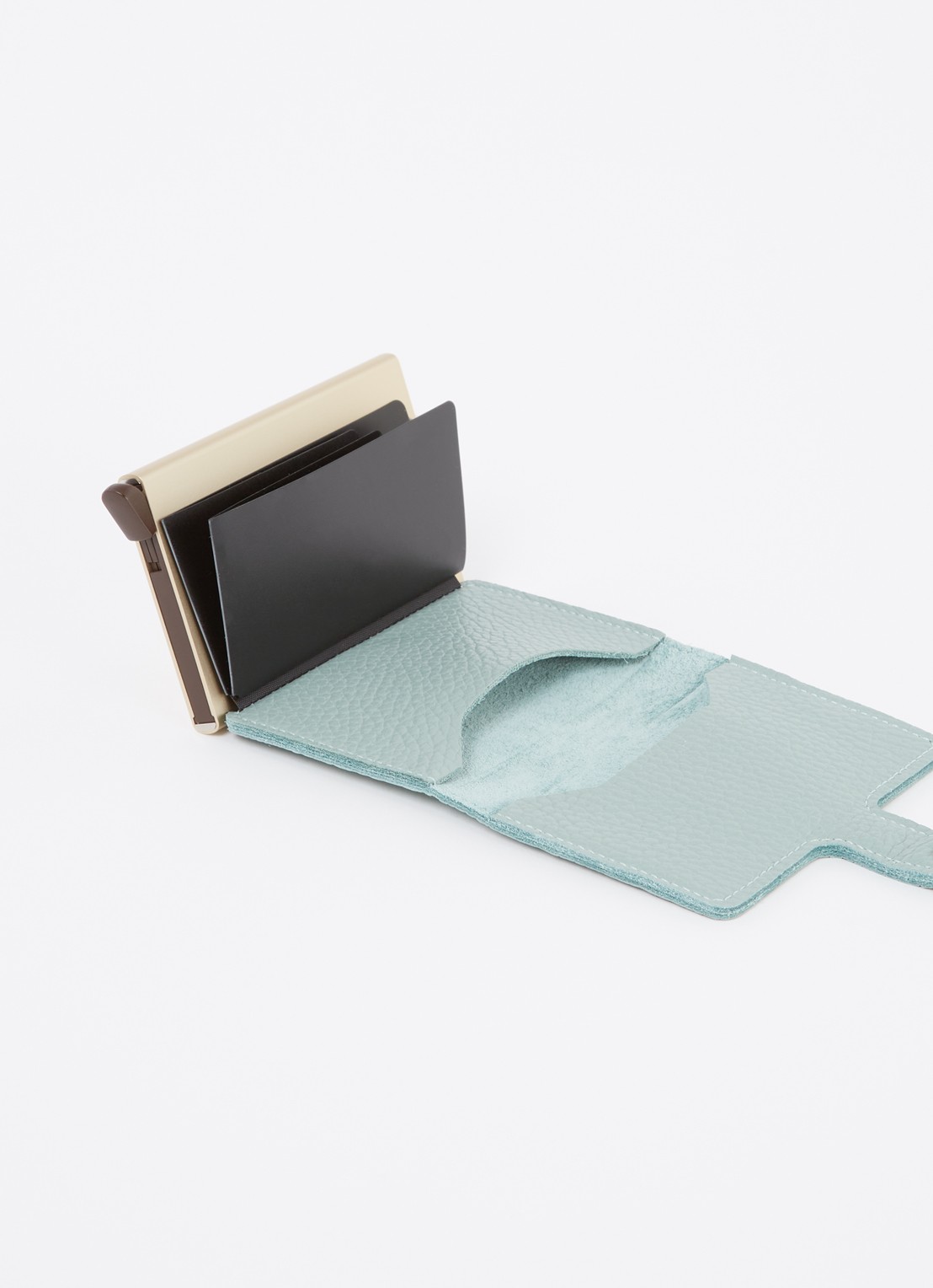 Secrid Miniwallet pasjeshouder van leer - voorkant 2 mint