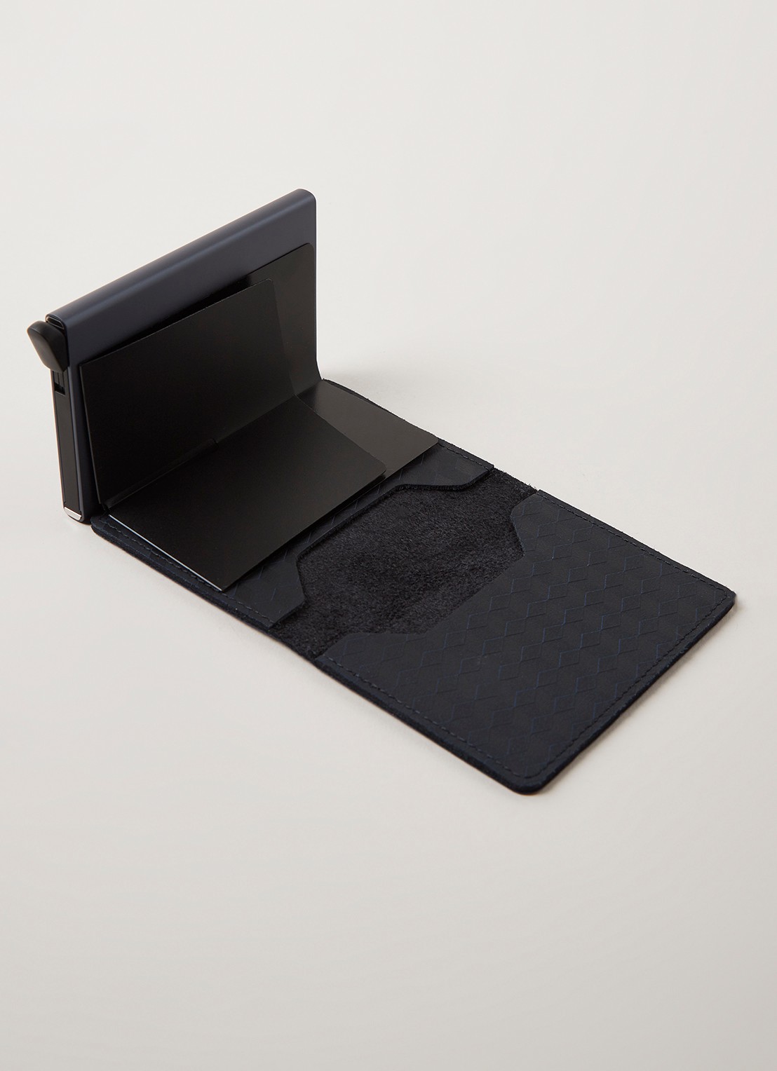 Secrid Slimwallet Wallet pasjeshouder van leer - detail 4 zwart
