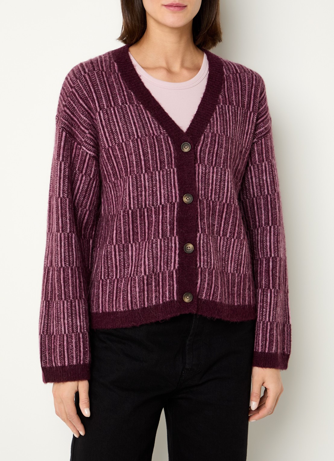 Selected Alva grofgebreid vest in alpaca wolblend met streepprint - detail 2 aubergine