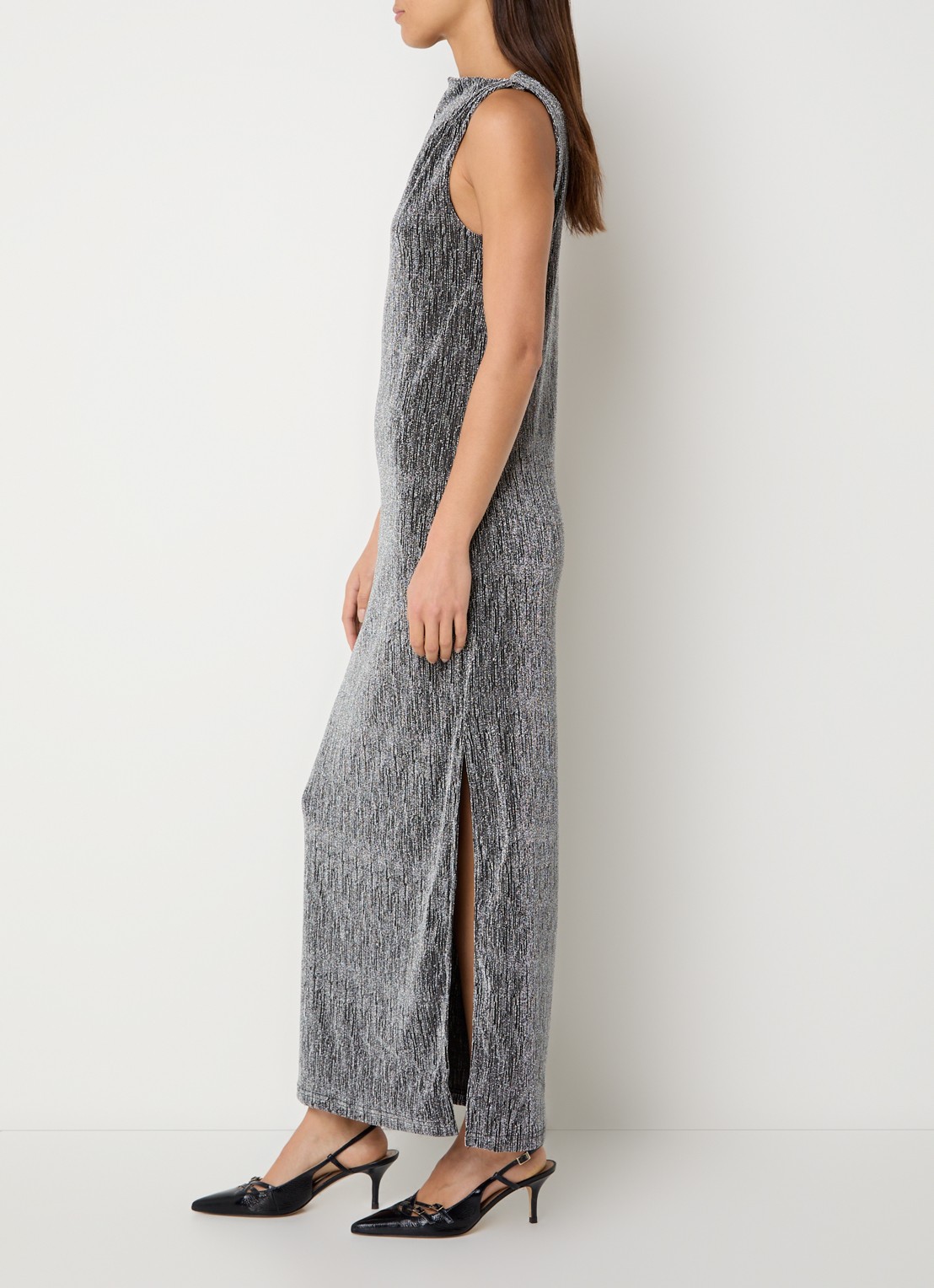 Selected Anita maxi jurk met lurex en split - voorkant 3 zilver