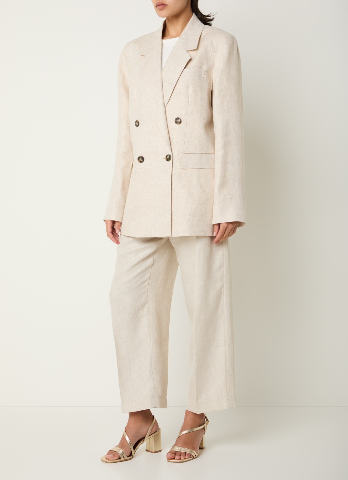 Selected Elin-Ida oversized blazer van linnen met klepzakken - voorkant 2 beige