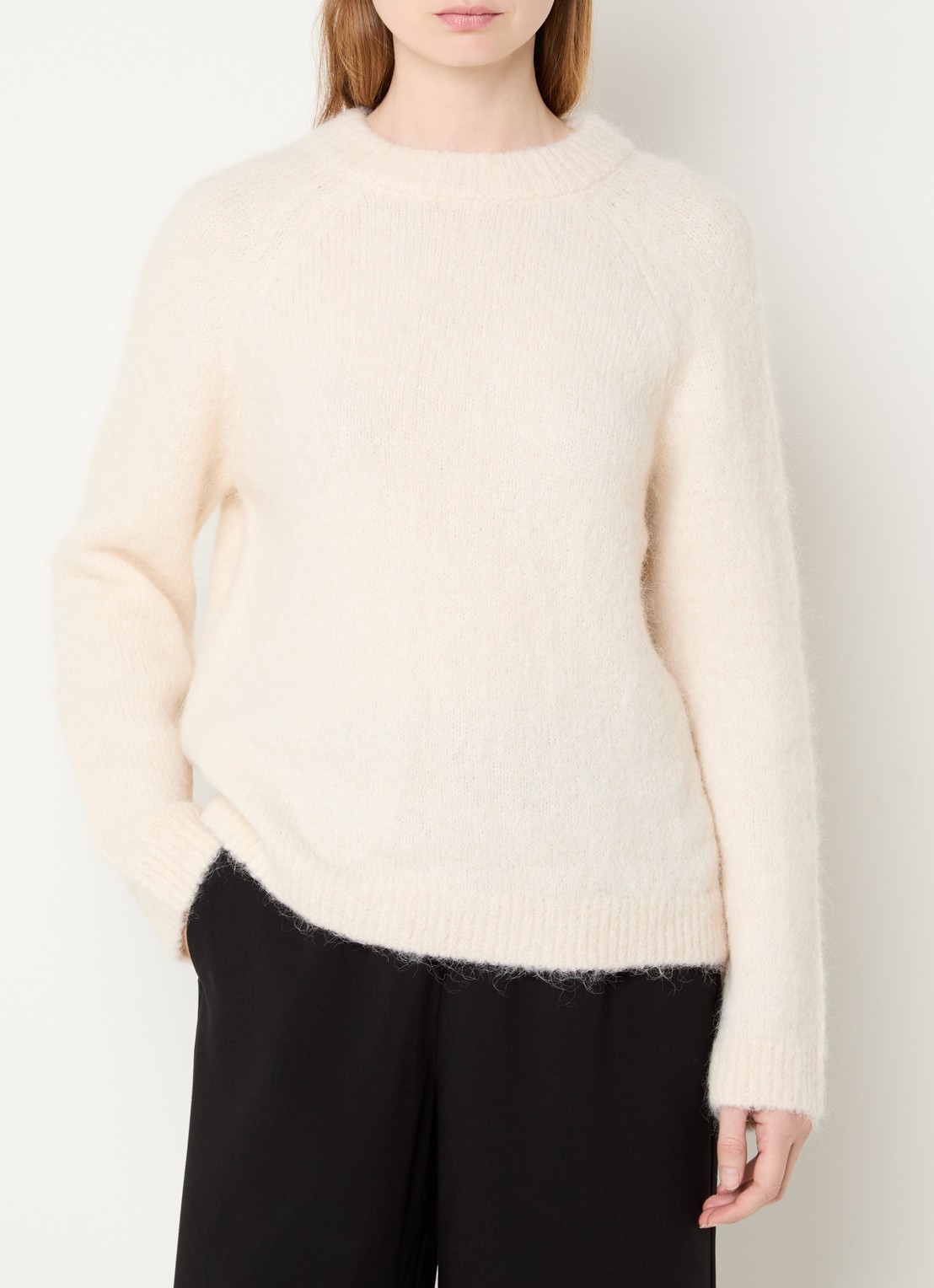 Selected Gabella fijngebreide trui in alpaca wolblend met gestrikt detail - detail 3 creme