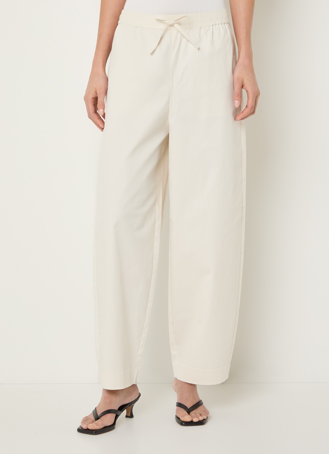 Selected High waist wide fit broek met steekzakken - detail 2 creme