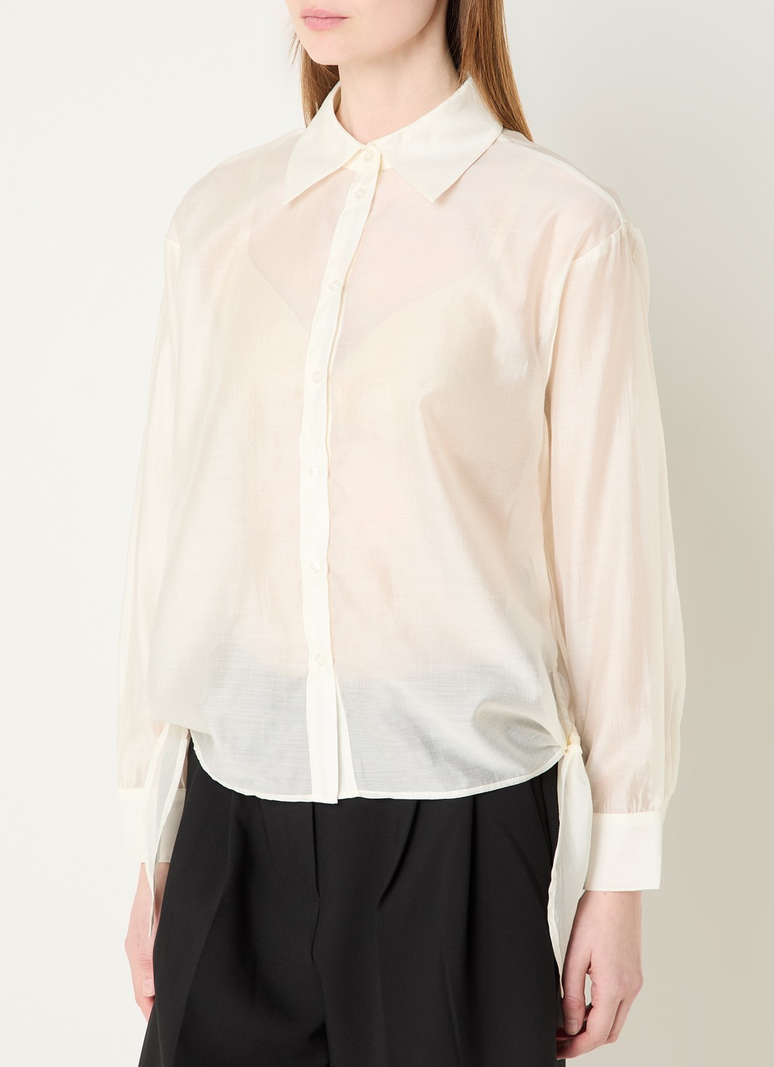 Selected Iris semi-transparante blouse met gestrikt detail - detail 2 gebroken wit