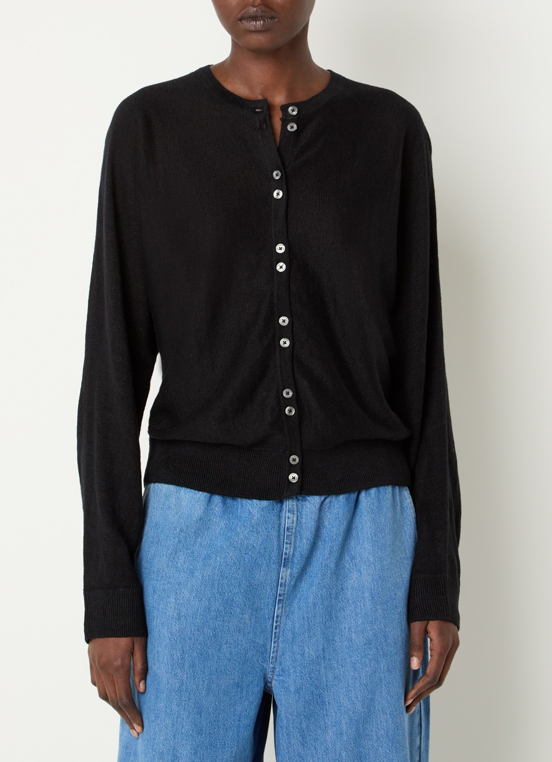 Selected Jane fijngebreid vest van linnen - detail zwart