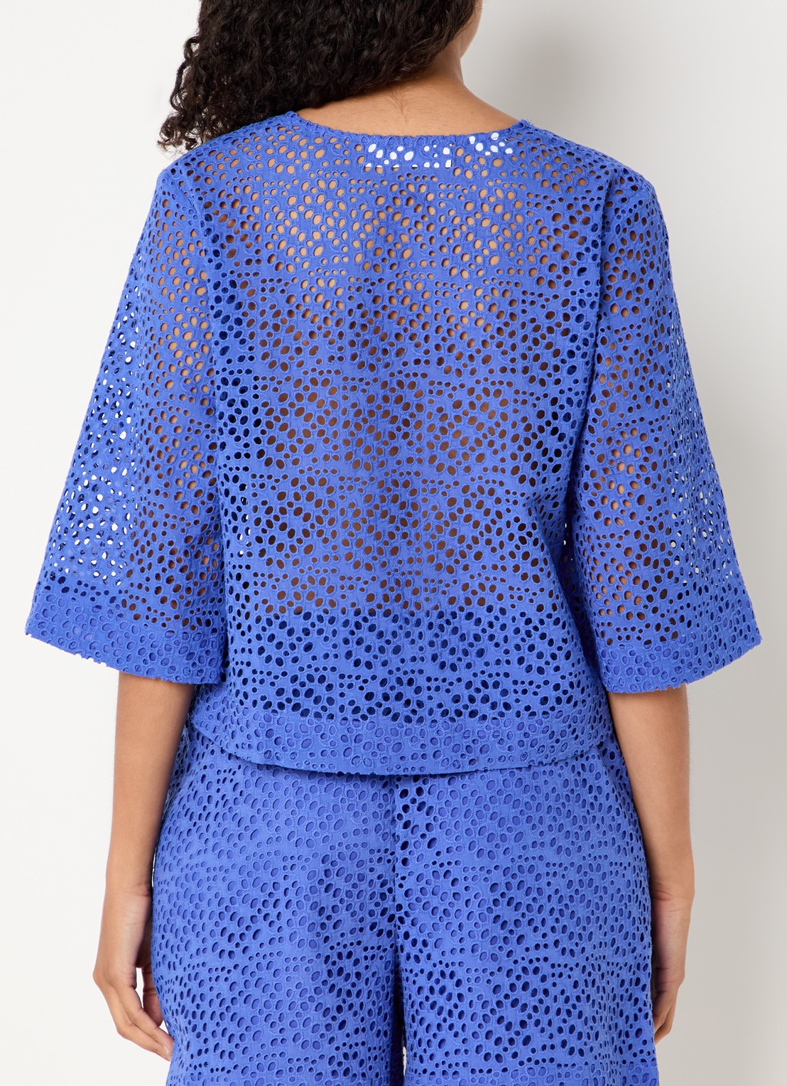 Selected Laerke semi-transparante top met broderie en V-hals - achterkant 4 lavendel